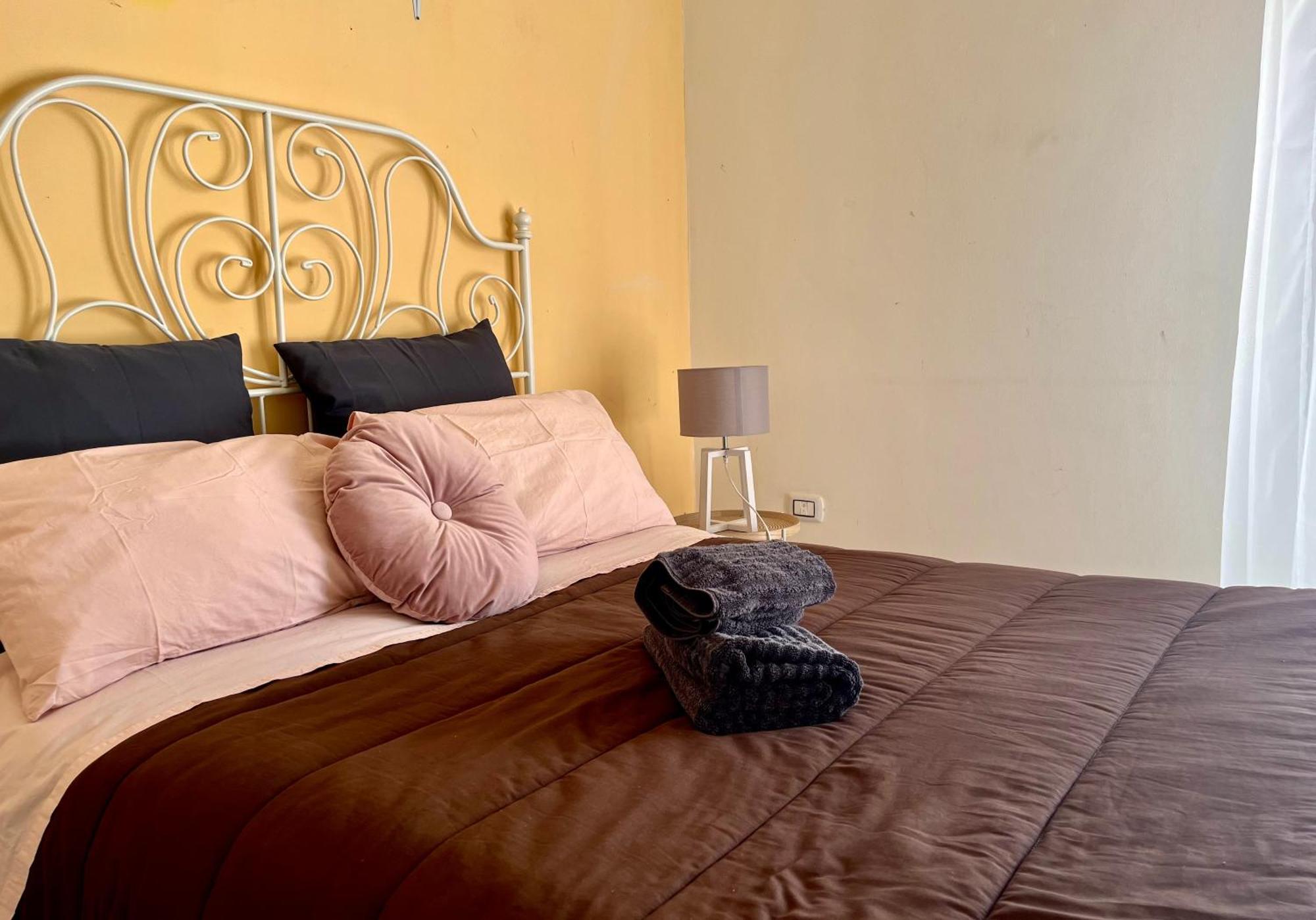 Deodato Guest House Catania Exterior foto